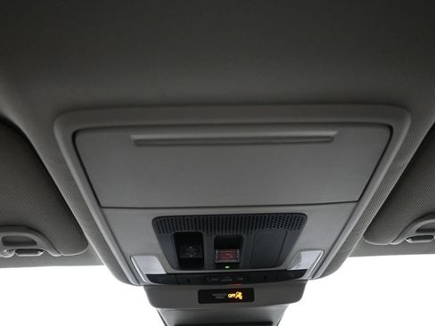 Used 2023 Honda Accord EX image 17