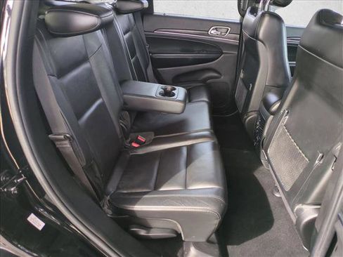 Used 2019 Jeep Grand Cherokee Limited image 20