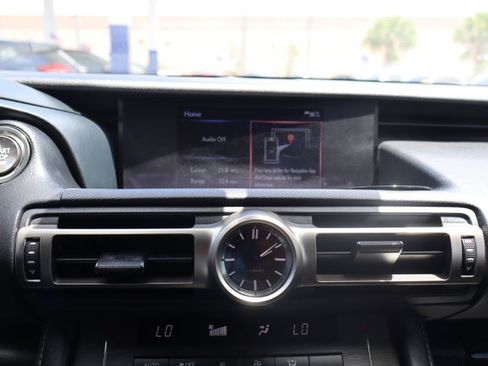 Used 2020 Lexus RC 300 w/ Accessory Package RWD image 17