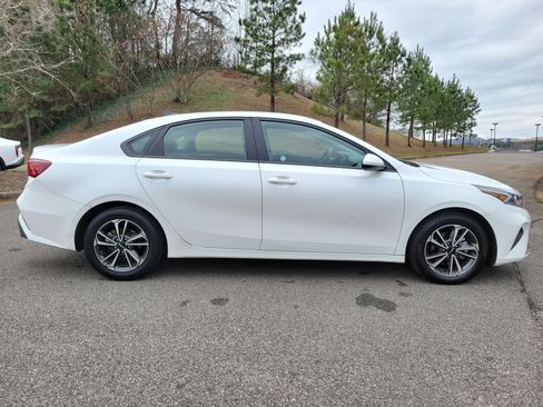Used 2024 Kia Forte LXS image 19
