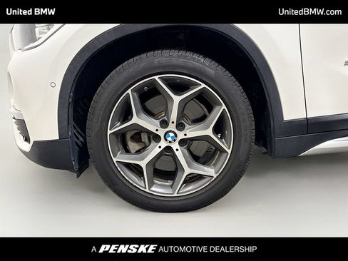 Used 2018 BMW X1 sDrive28i FWD image 2