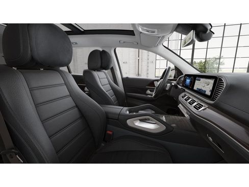 New 2026 Mercedes-Benz GLS 450 4MATIC image 4