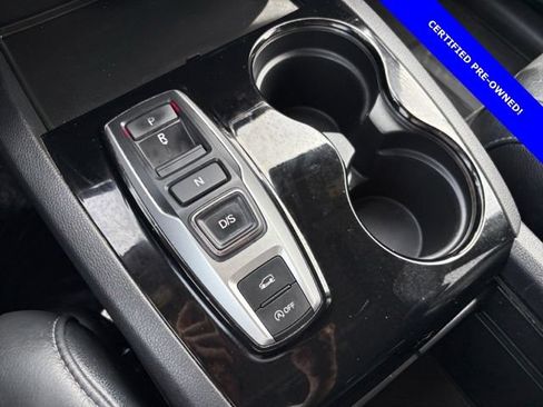 Used 2017 Honda Pilot Touring image 22