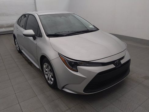 Used 2025 Toyota Corolla LE FWD image 13