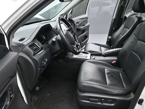 Used 2021 Honda Pilot Special Edition image 13