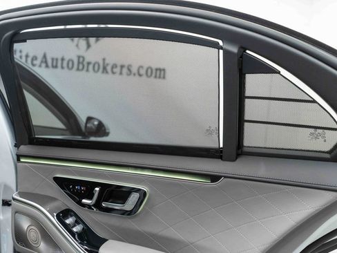 Used 2023 Mercedes-Benz S 580 4MATIC Sedan w/ AMG Line image 14