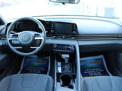 Used 2021 Hyundai Elantra SEL w/ Convenience + Premium Package image 37