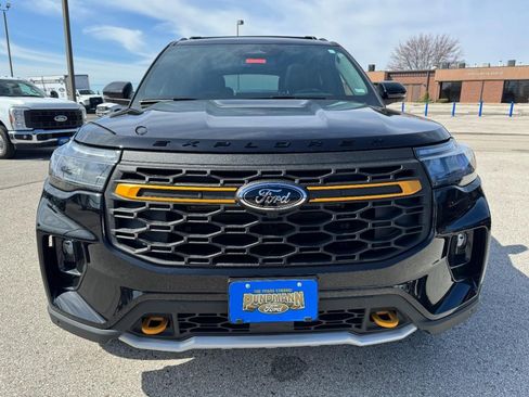 Used 2026 Ford Explorer Tremor w/ Tremor Ultimate Package image 9