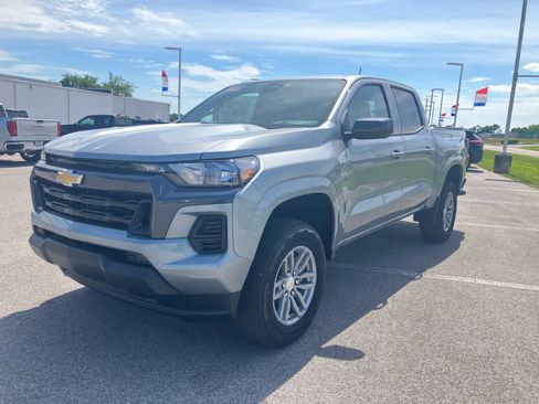 New 2026 Chevrolet Colorado LT AWD/4WD image 3