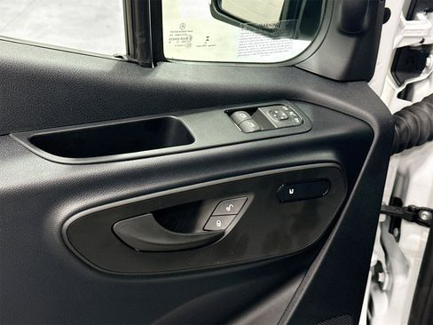 New 2025 Mercedes-Benz Sprinter 2500 image 18