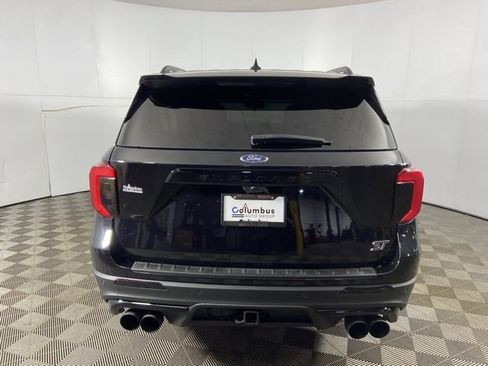 Used 2022 Ford Explorer ST w/ ST Street Pack image 8