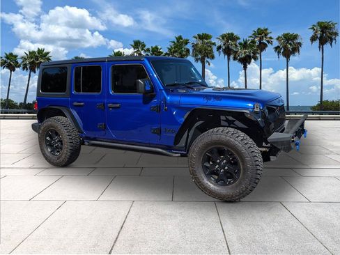 Used 2020 Jeep Wrangler Unlimited Sport image 2