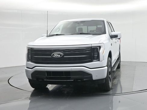 New 2025 Ford F150 Lightning Platinum w/ Dark Elements Package image 64