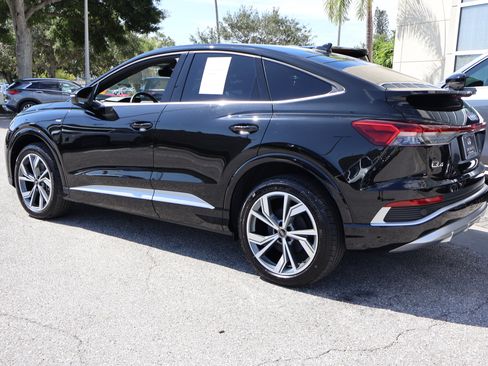 Used 2024 Audi Q4 e-tron Premium Plus image 7