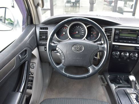 Used 2006 Toyota 4Runner SR5 RWD image 35