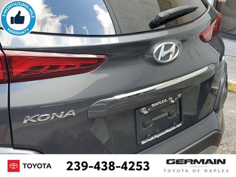 Used 2021 Hyundai Kona Limited image 17