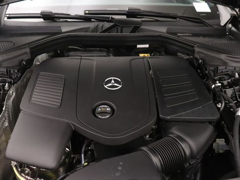 New 2026 Mercedes-Benz GLC 300 4MATIC image 11