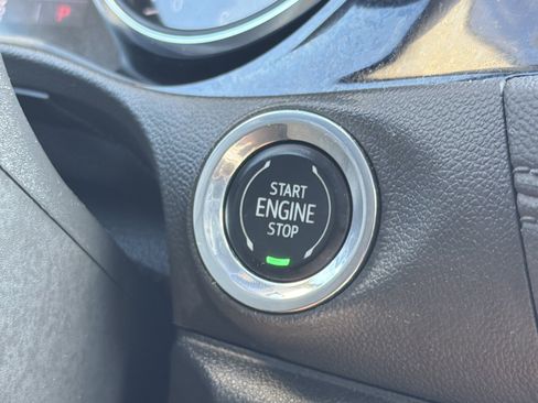 Used 2023 Buick Encore GX Essence w/ Experience Buick Package AWD/4WD image 28