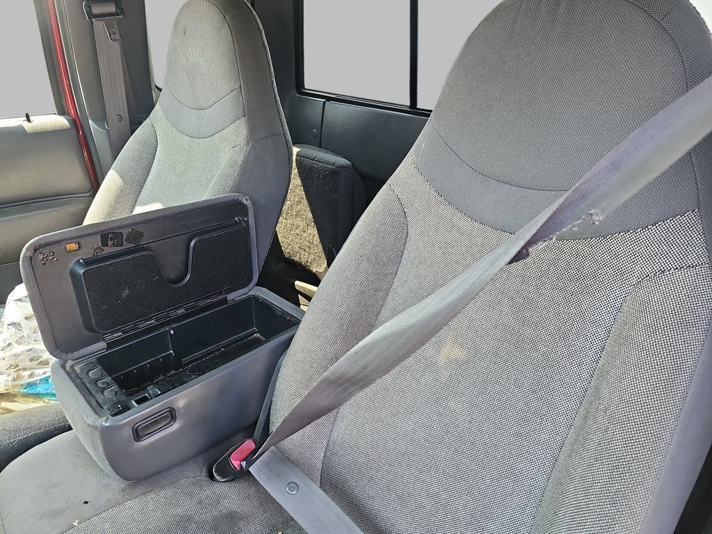 Used 2000 Ford Ranger XL AWD/4WD image 17