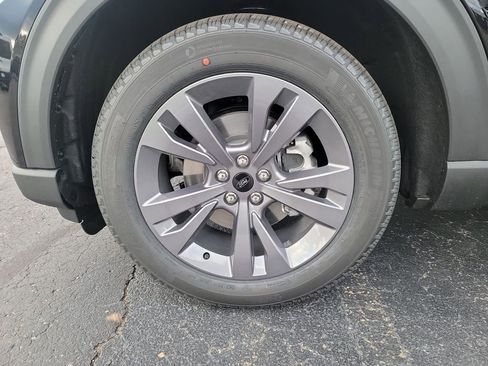 New 2026 Ford Explorer Active w/ Active Comfort Package image 27