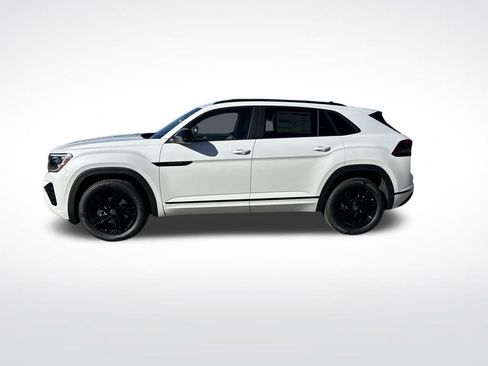 New 2026 Volkswagen Atlas Cross Sport SEL R-Line image 2