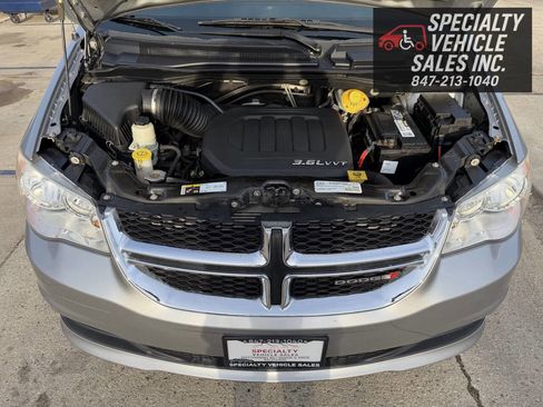 Used 2016 Dodge Grand Caravan SE w/ Quick Order Package 29E SE image 40