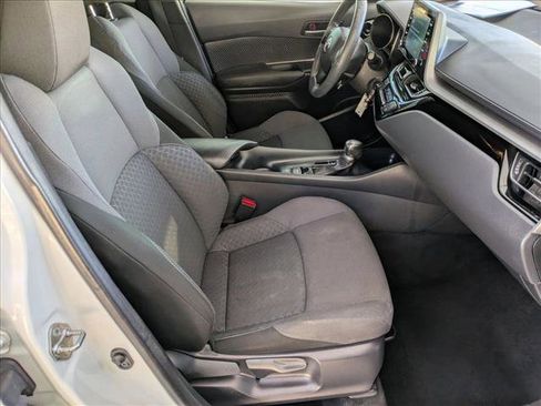 Used 2020 Toyota C-HR LE image 20