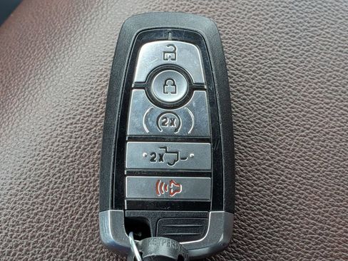 Used 2023 Ford F150 Lariat w/ Equipment Group 502A High image 36