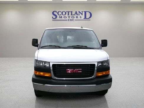 Used 2024 GMC Savana 2500 w/ Driver Convenience Package image 3