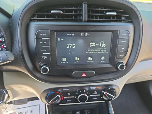 Used 2021 Kia Soul S FWD image 21