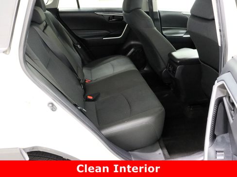 Certified 2024 Toyota RAV4 LE image 30