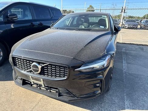 Used 2024 Volvo S60 B5 Core FWD image 1
