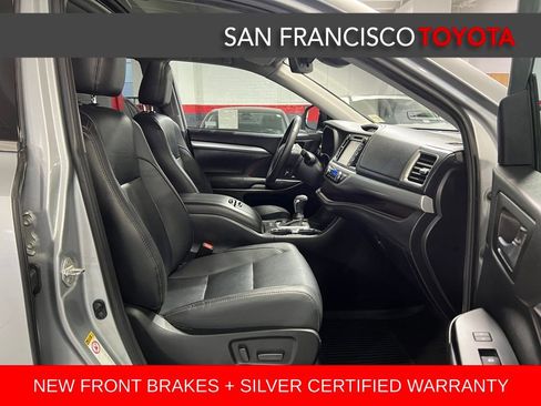 Certified 2019 Toyota Highlander XLE image 21