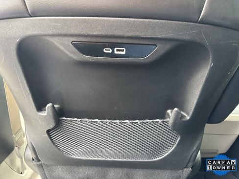 Used 2024 Chrysler Pacifica Touring-L image 42