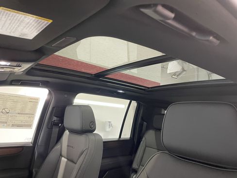 New 2026 GMC Yukon XL Denali image 17