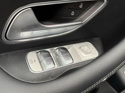 Used 2025 Mercedes-Benz GLS 450 4MATIC image 21