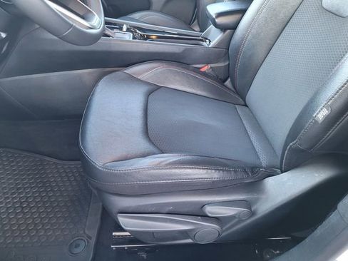 Used 2024 Jeep Compass Trailhawk image 17