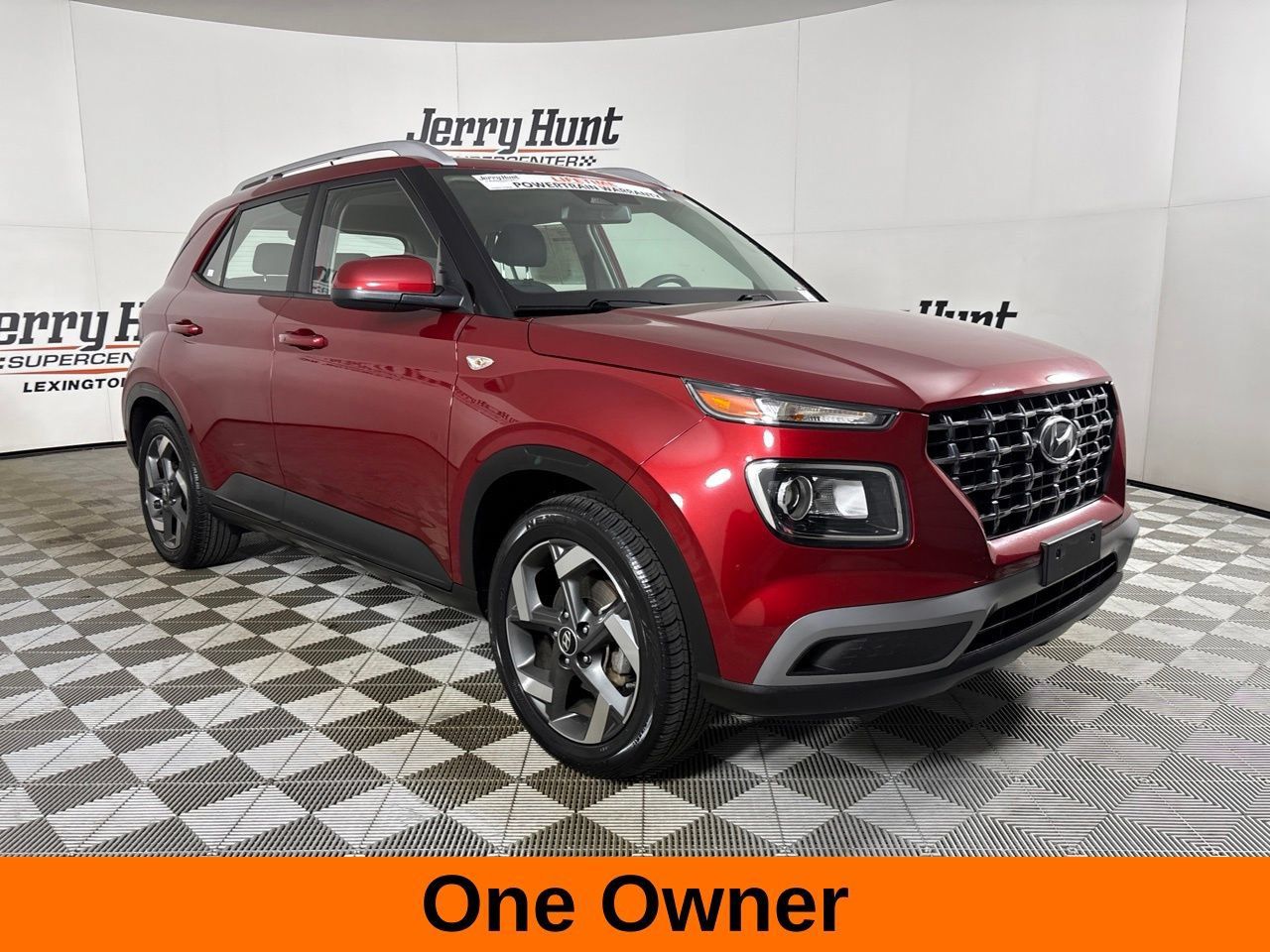 Used 2024 Hyundai Venue SEL FWD image 4