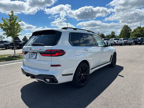 Used 2023 BMW X7 xDrive40i w/ M Sport Package image 38