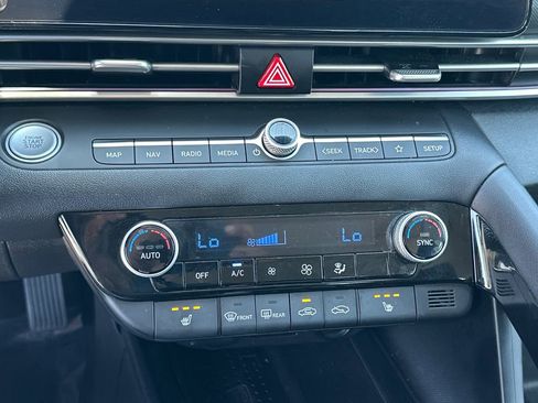 Used 2023 Hyundai Elantra Limited FWD image 26