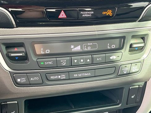 Used 2023 Honda Ridgeline RTL-E image 16
