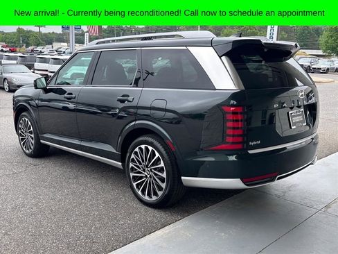 Used 2026 Hyundai Palisade Calligraphy AWD/4WD image 2