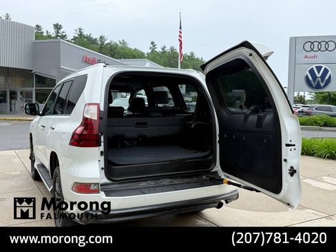 Used 2022 Lexus GX 460 Premium w/ Accessory Package AWD/4WD image 16