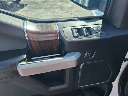 Used 2015 Ford F150 Lariat AWD/4WD image 16