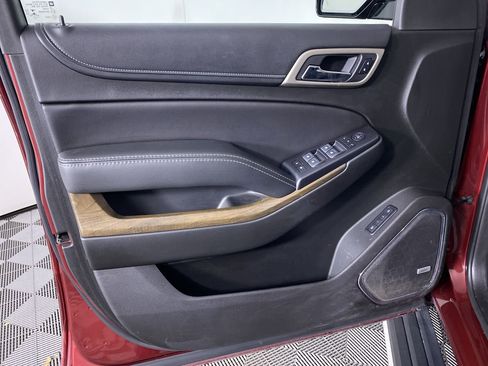 Certified 2018 GMC Yukon Denali w/ Denali Ultimate Package image 13