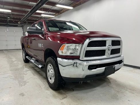 Used 2018 RAM 2500 Tradesman w/ Chrome Appearance Group image 3