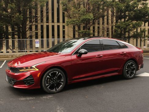 Used 2023 Kia K5 GT-Line image 12