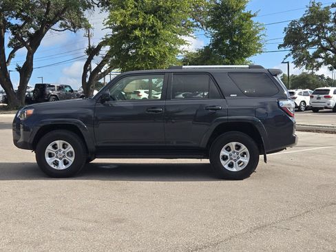 Used 2024 Toyota 4Runner SR5 AWD/4WD image 2