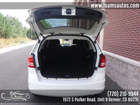 Used 2017 Dodge Journey SE image 30