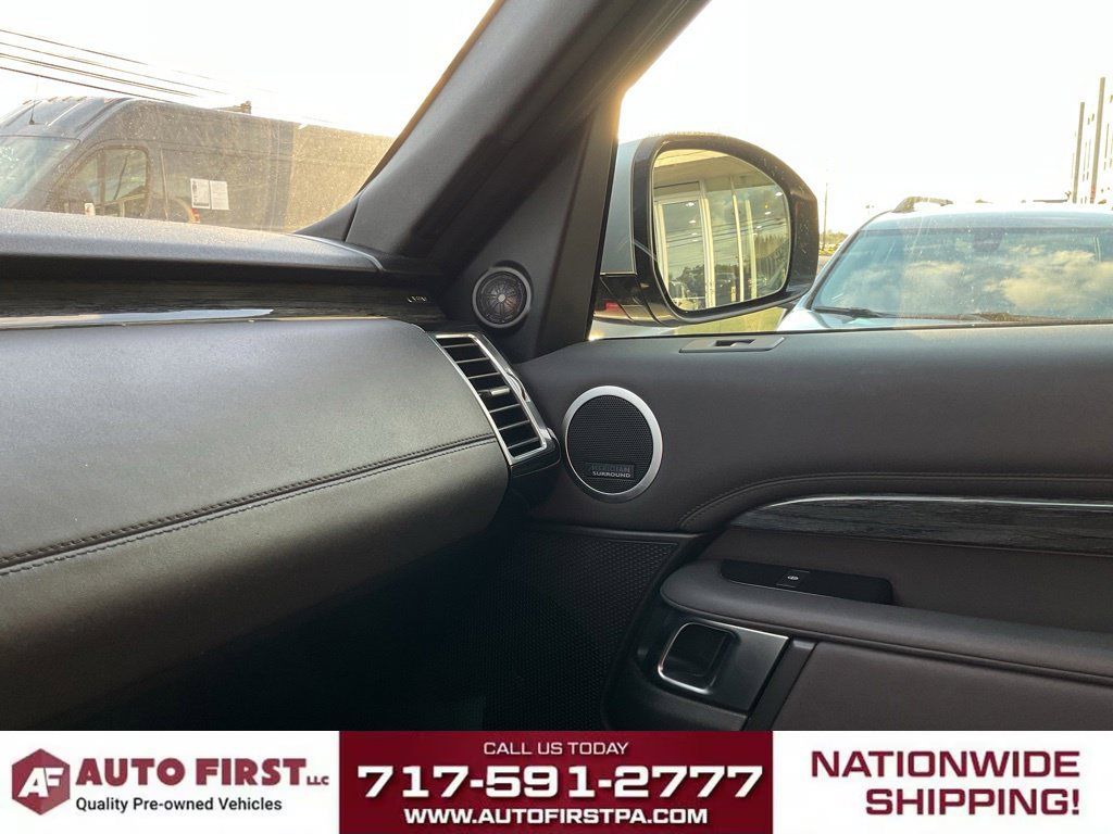 Used 2020 Land Rover Discovery HSE AWD/4WD image 30